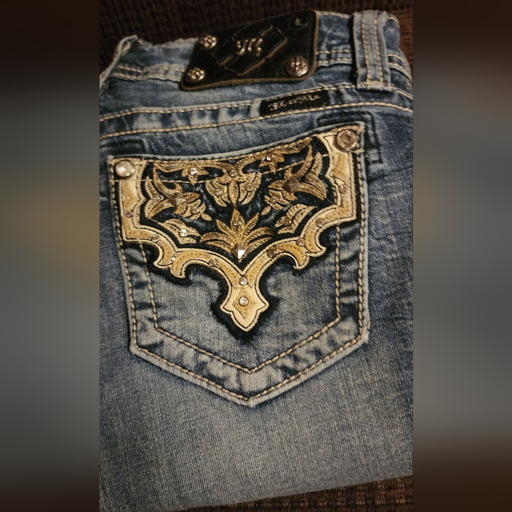 Size 26 Miss Me jeans, boot cut